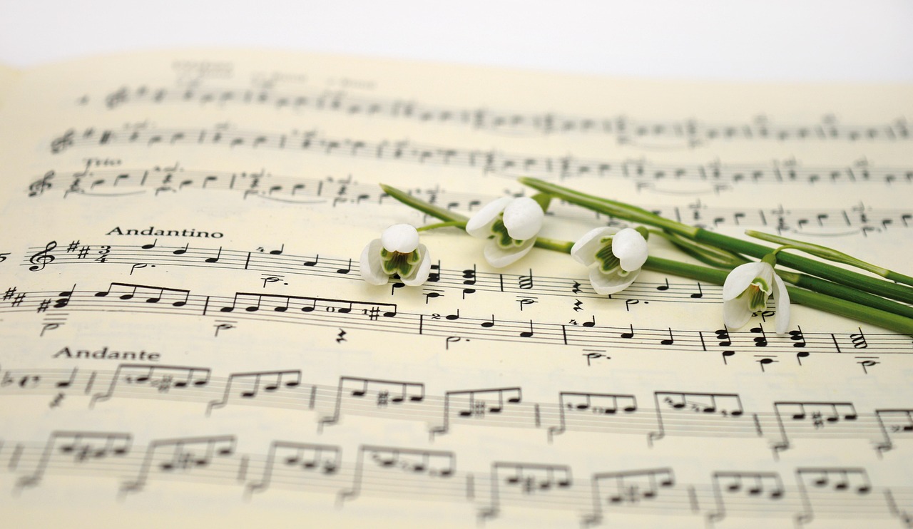 失恋を早く忘れるために聴くべき音楽は？
